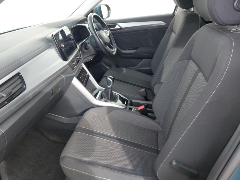 Used Volkswagen T-Roc 2023 for sale - 78126652: Photo 5