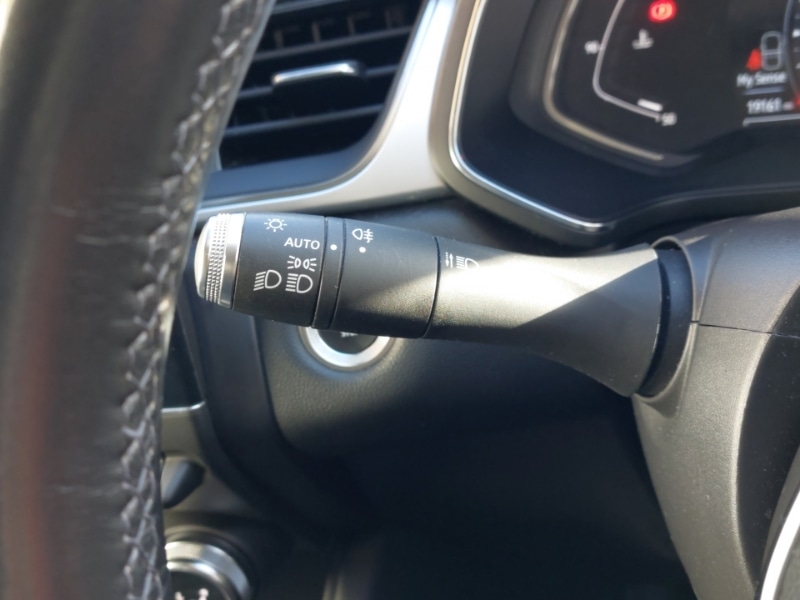 Used Renault Captur 2020 for sale - 76901989: Photo 15