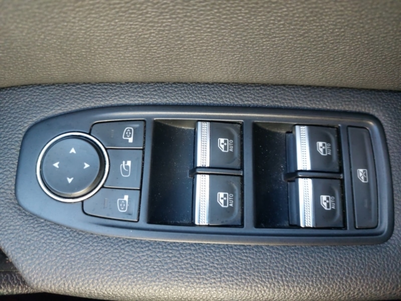 Used Renault Captur 2020 for sale - 76901989: Photo 18