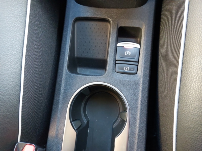 Used Renault Captur 2020 for sale - 76901989: Photo 19