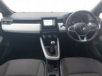 Used Renault Clio 2023 for sale - 76487921: Photo