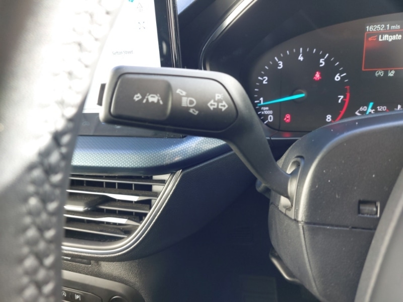 Used Ford Focus 2023 for sale - 76587226: Photo 16