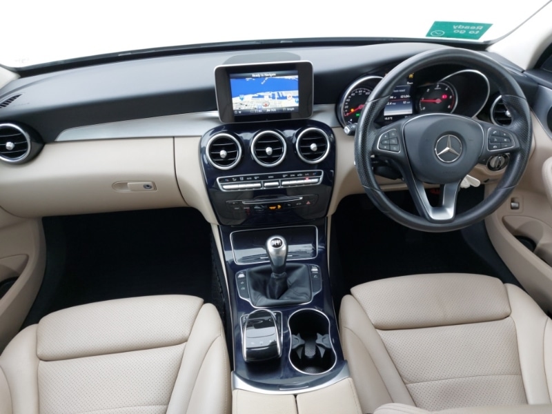 Used Mercedes-Benz C Class 2016 for sale - 76464809: Photo 2