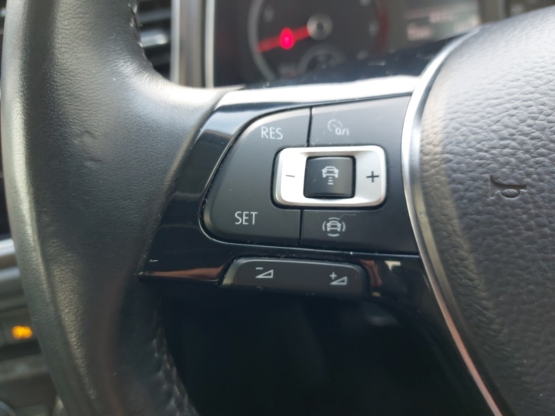 Used Volkswagen T-Roc 2019 for sale - 76683489: Photo 14