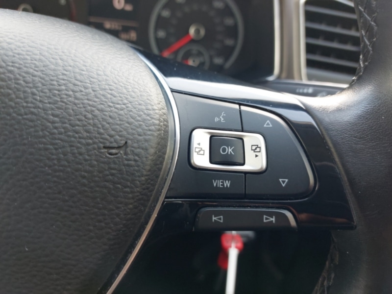 Used Volkswagen T-Roc 2019 for sale - 76683489: Photo 15