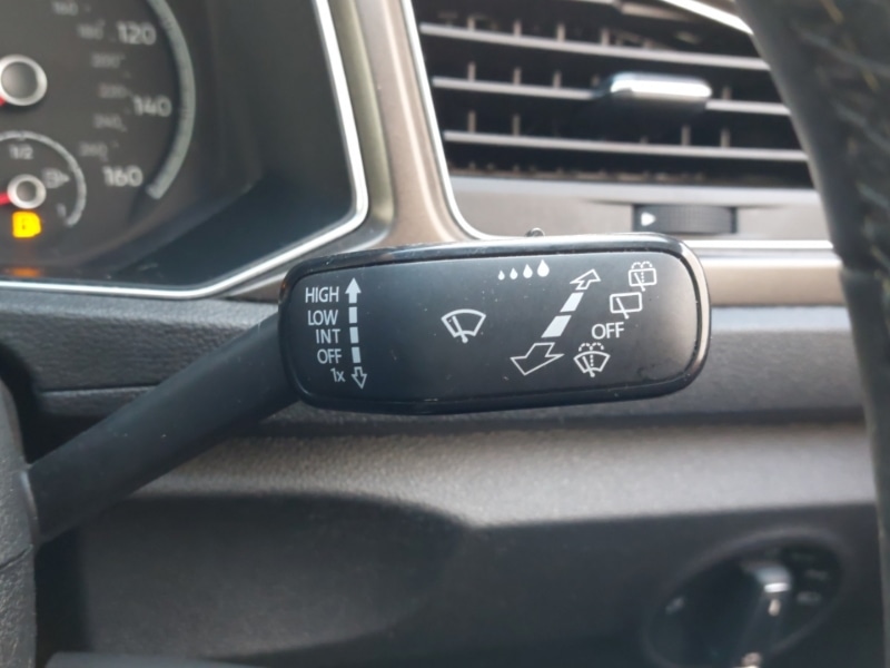 Used Volkswagen T-Roc 2019 for sale - 76683489: Photo 17