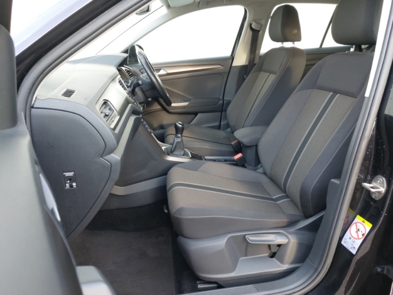 Used Volkswagen T-Roc 2019 for sale - 76683489: Photo 5