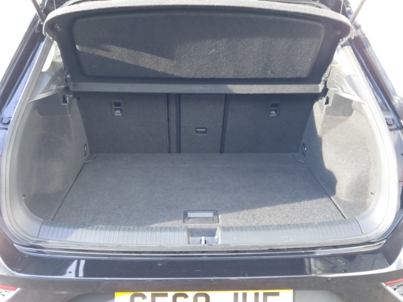 Used Volkswagen T-Roc 2019 for sale - 76683489: Photo 8