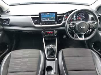 Used Kia Stonic 2021 for sale - 79700550: Photo