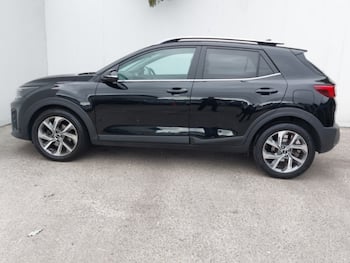 Used Kia Stonic 2021 for sale - 79700550: Photo