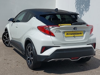 Used Toyota C-HR 2018 for sale - 79001370: Photo