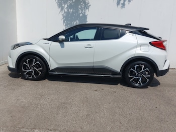 Used Toyota C-HR 2018 for sale - 79001370: Photo