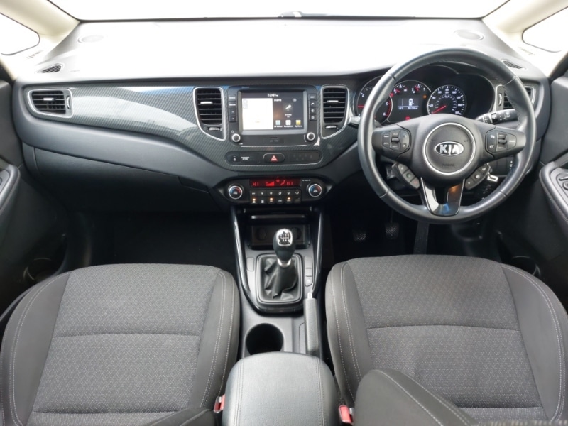 Used Kia Carens 2017 for sale - 76619222: Photo 2