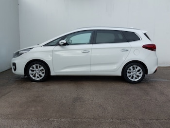 Used Kia Carens 2017 for sale - 76619222: Photo