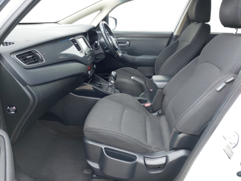 Used Kia Carens 2017 for sale - 76619222: Photo 5