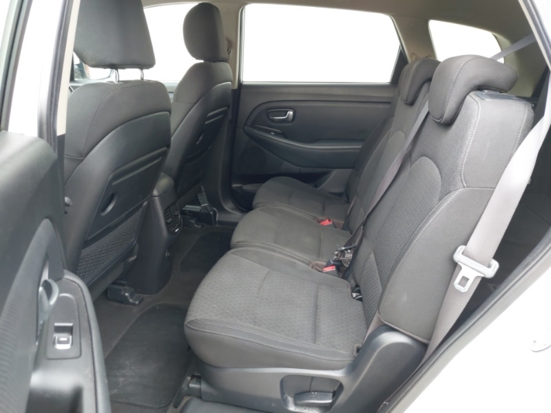 Used Kia Carens 2017 for sale - 76619222: Photo 6