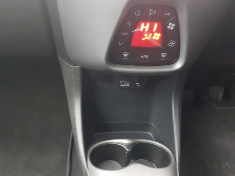 Used Toyota AYGO 2021 for sale - 76897385: Photo 10