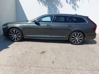 Used Volvo V90 2021 for sale - 79160500: Photo