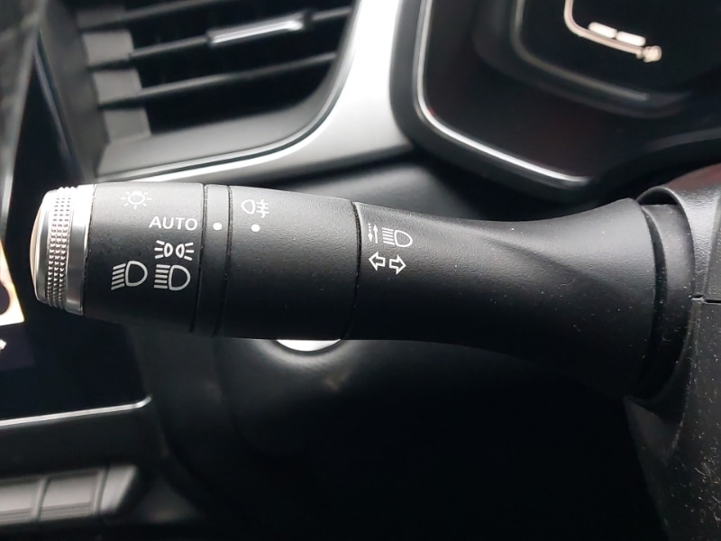 Used Renault Captur 2020 for sale - 77980934: Photo 15