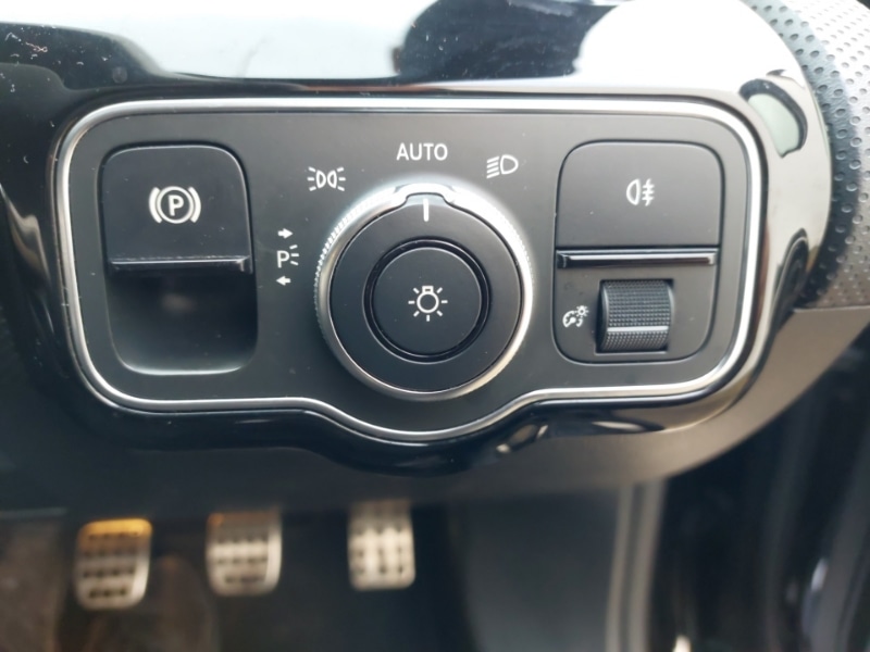 Used Mercedes-Benz A-Class 2019 for sale - 77028499: Photo 18