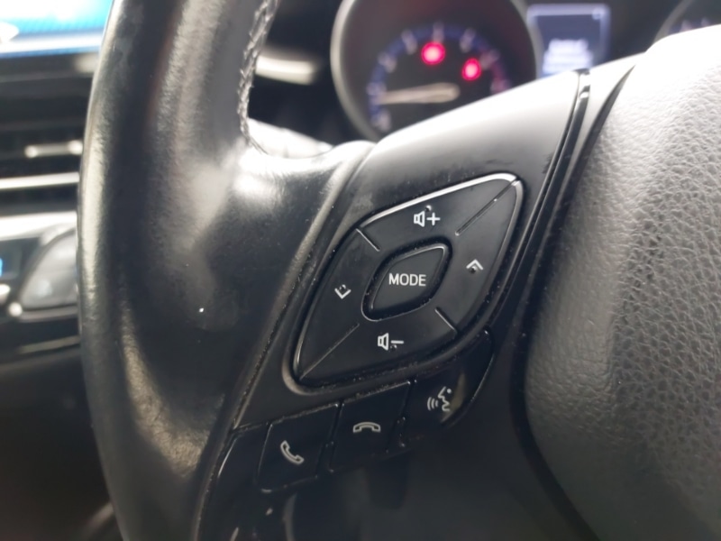 Used Toyota C-HR 2017 for sale - 78151255: Photo 14