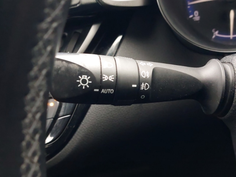 Used Toyota C-HR 2017 for sale - 78151255: Photo 15