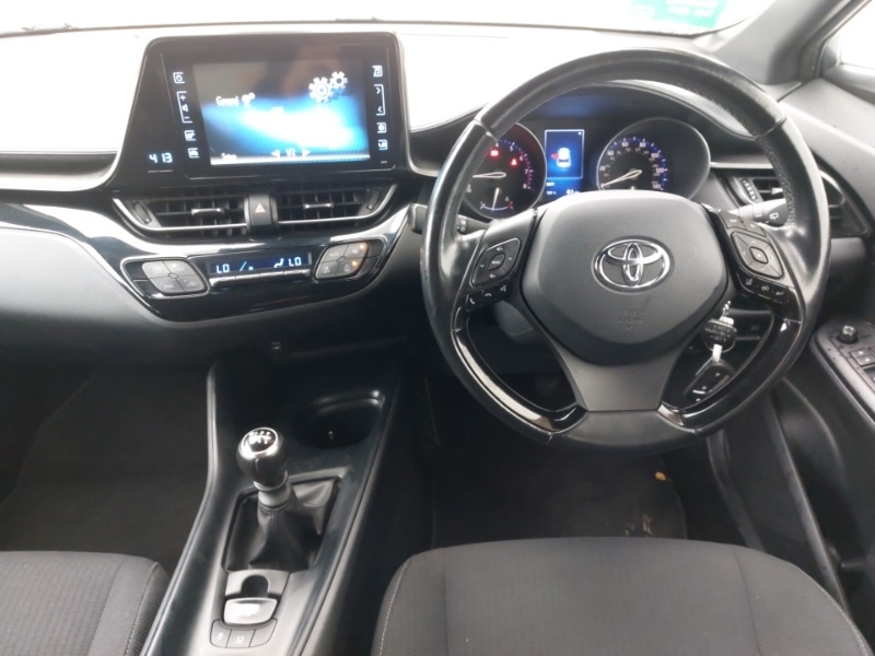 Used Toyota C-HR 2017 for sale - 78151255: Photo 7