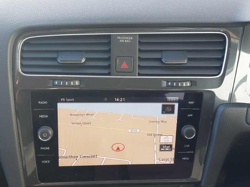 Used Volkswagen Golf 2018 for sale - 77852157: Photo 10