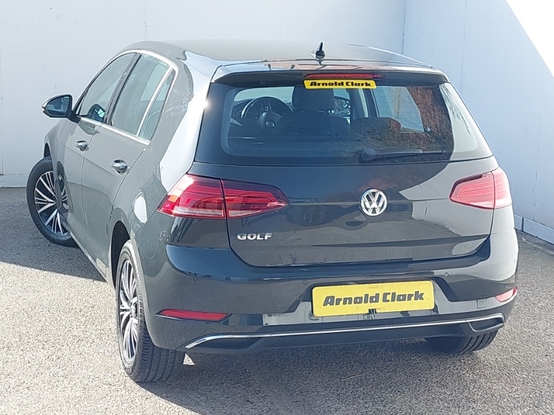 Used Volkswagen Golf 2018 for sale - 77852157: Photo 3