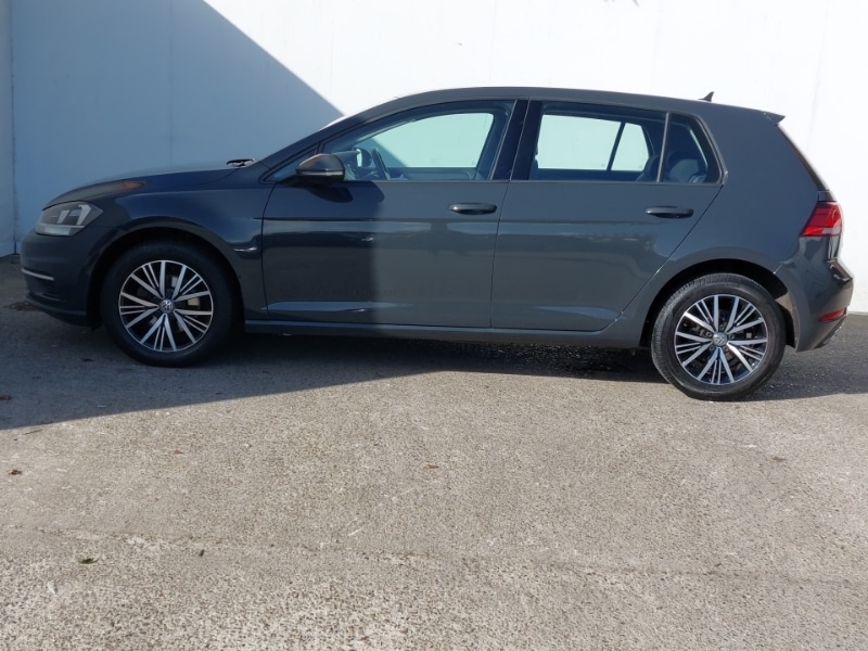 Used Volkswagen Golf 2018 for sale - 77852157: Photo 4