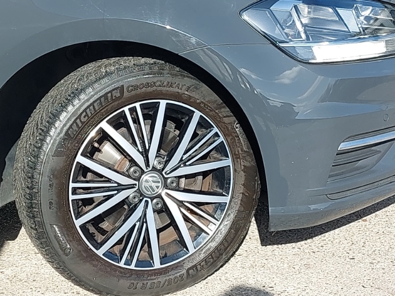 Used Volkswagen Golf 2018 for sale - 77852157: Photo 9