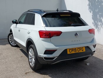 Used Volkswagen T-Roc 2019 for sale - 79315681: Photo