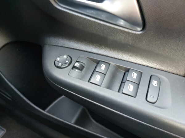 Used Vauxhall Corsa 2025 for sale - 76075061: Photo 13