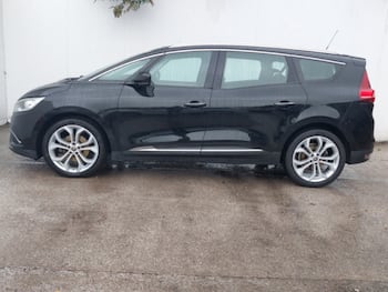 Used Renault Grand Scenic 2019 for sale - 79624940: Photo