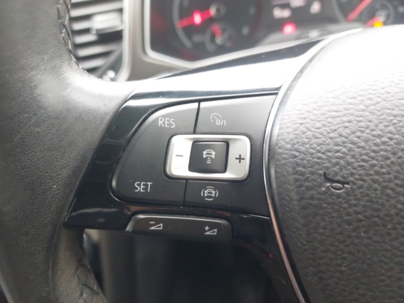 Used Volkswagen T-Roc 2019 for sale - 76741766: Photo 14