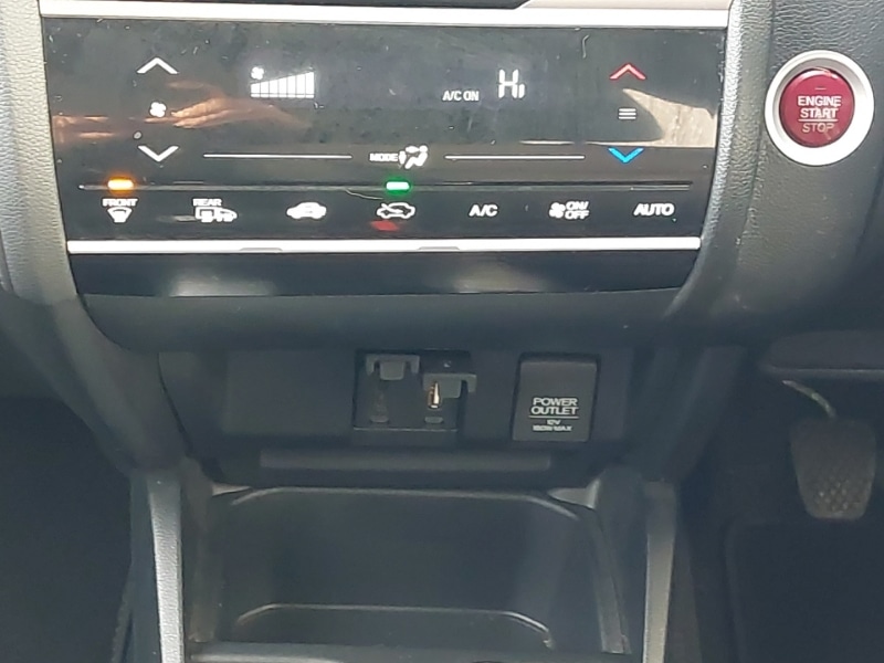 Used Honda Jazz 2016 for sale - 76763566: Photo 11