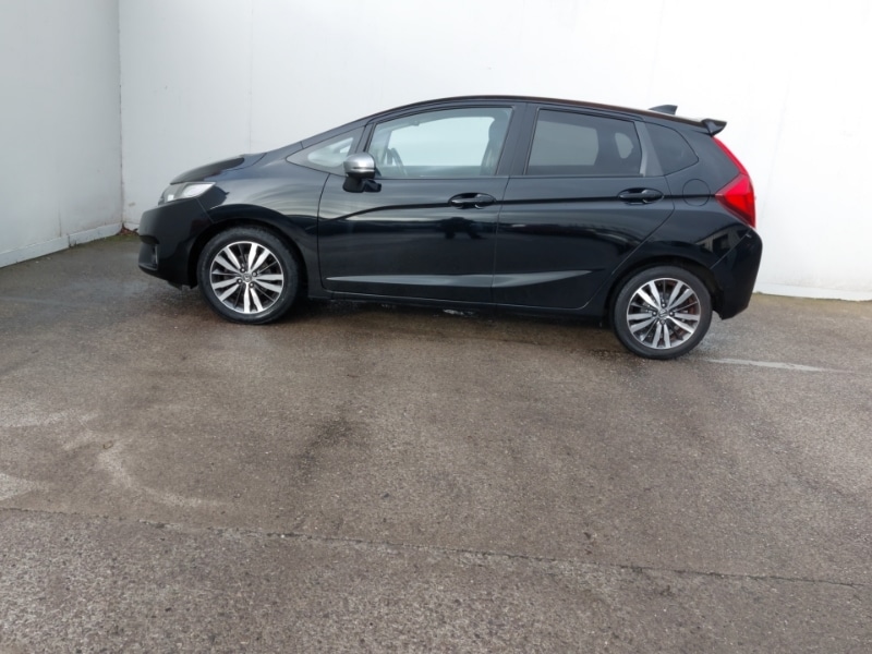 Used Honda Jazz 2016 for sale - 76763566: Photo 4