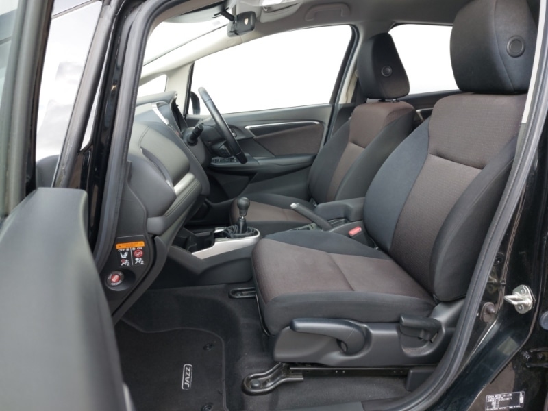 Used Honda Jazz 2016 for sale - 76763566: Photo 5