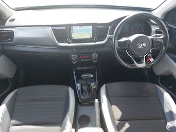 Used Kia Stonic 2019 for sale - 79064492: Photo