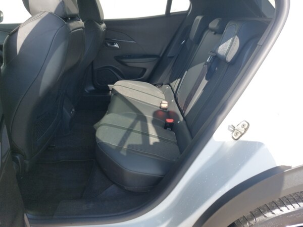 Used Peugeot 2008 2021 for sale - 76113022: Photo 6
