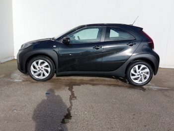 Used Toyota Aygo X 2023 for sale - 76358752: Photo