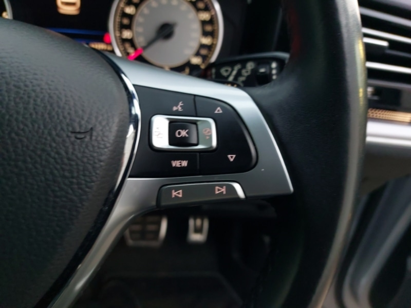 Used Volkswagen Touareg 2019 for sale - 77034787: Photo 15