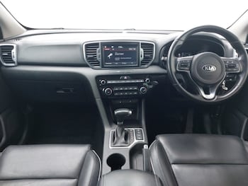 Used Kia Sportage 2018 for sale - 76242244: Photo 2