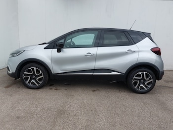 Used Renault Captur 2017 for sale - 78506521: Photo