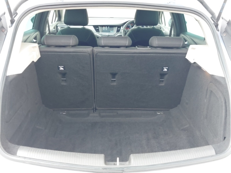 Used Vauxhall Astra 2018 for sale - 77823187: Photo 8