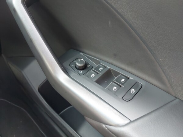 Used Volkswagen T-Cross 2024 for sale - 75022412: Photo 17