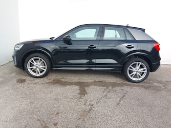 Used Audi Q2 2017 for sale - 76552734: Photo