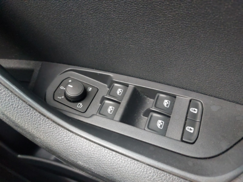 Used Skoda Karoq 2024 for sale - 76889328: Photo 13