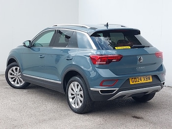 Used Volkswagen T-Roc 2024 for sale - 75424342: Photo