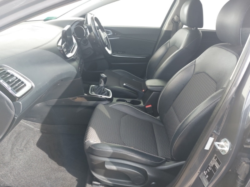 Used Kia Ceed 2019 for sale - 76450855: Photo 5